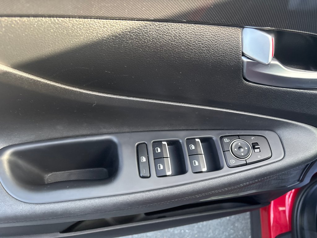 2022 Hyundai Santa Fe Essential in Bathurst, New Brunswick - 10 - w1024h768px