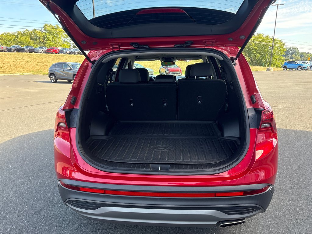 2022 Hyundai Santa Fe Essential in Bathurst, New Brunswick - 13 - w1024h768px