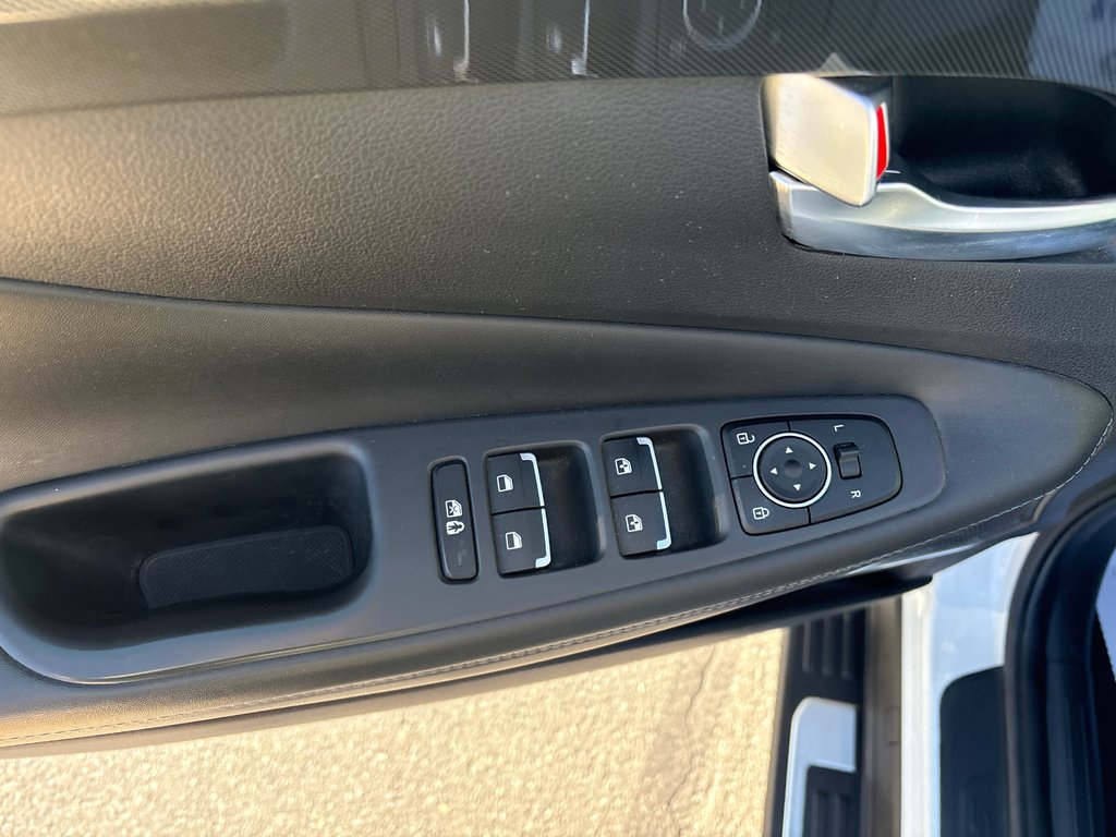 Hyundai Santa Fe Urban 2023 à Bathurst, Nouveau-Brunswick - 12 - w1024h768px