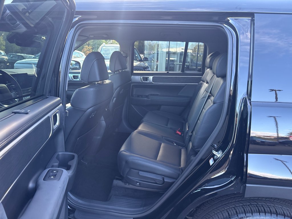 2025 Hyundai Santa Fe Luxury AWD in Bathurst, New Brunswick - 8 - w1024h768px