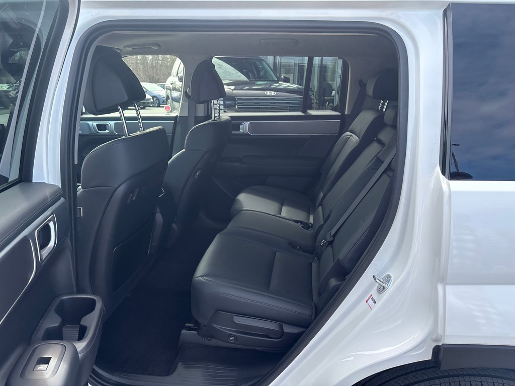 2026 Hyundai Santa Fe 1.6T Preferred Hybrid w/Trend Pkg AWD 7-Pass in Bathurst, New Brunswick - 7 - w1024h768px