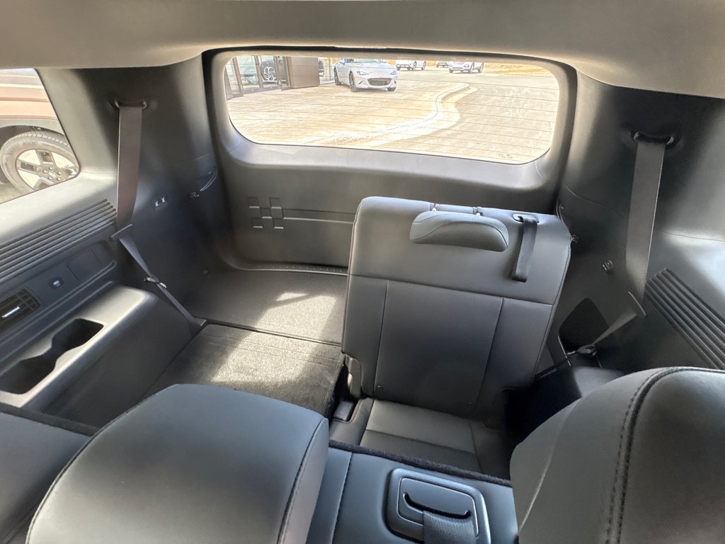 2026 Hyundai Santa Fe 1.6T Preferred Hybrid w/Trend Pkg AWD 7-Pass in Bathurst, New Brunswick - 8 - w1024h768px