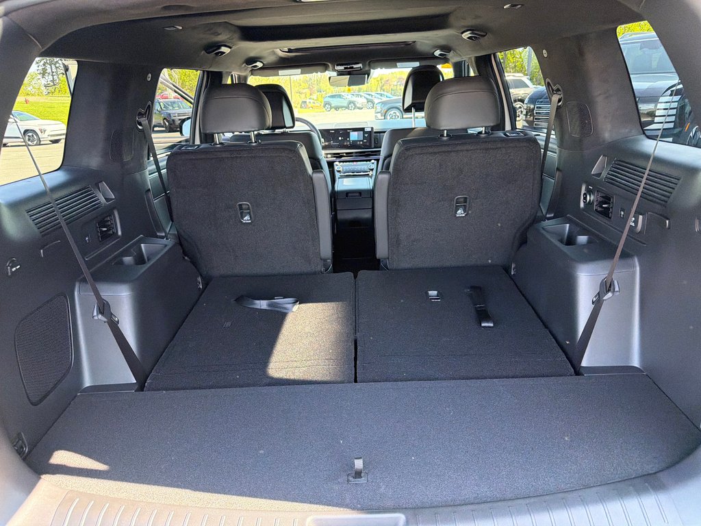 2026 Hyundai Santa Fe 1.6T Ultimate Calligraphy Hybrid AWD 6- Pass in Bathurst, New Brunswick - 11 - w1024h768px