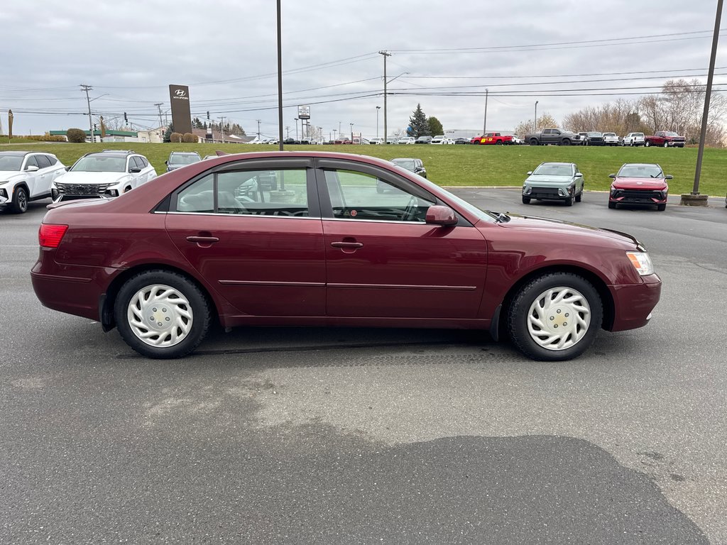 2009  Sonata GL Sport in Bathurst, New Brunswick - 4 - w1024h768px