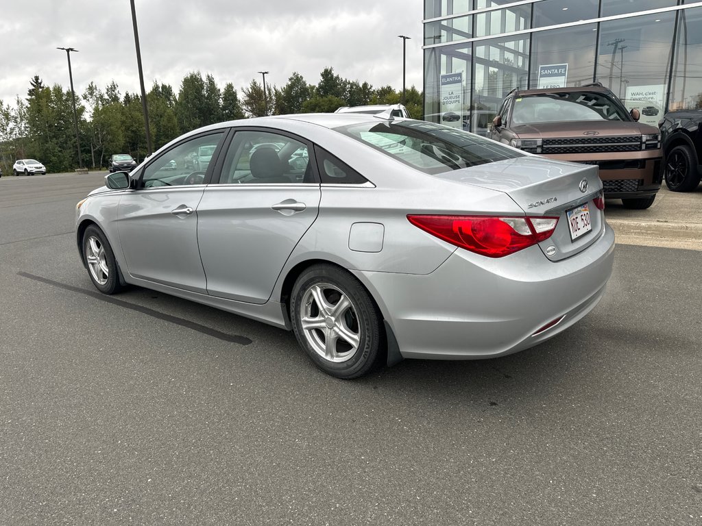 Sonata GLS 2011 à Bathurst, Nouveau-Brunswick - 6 - w1024h768px