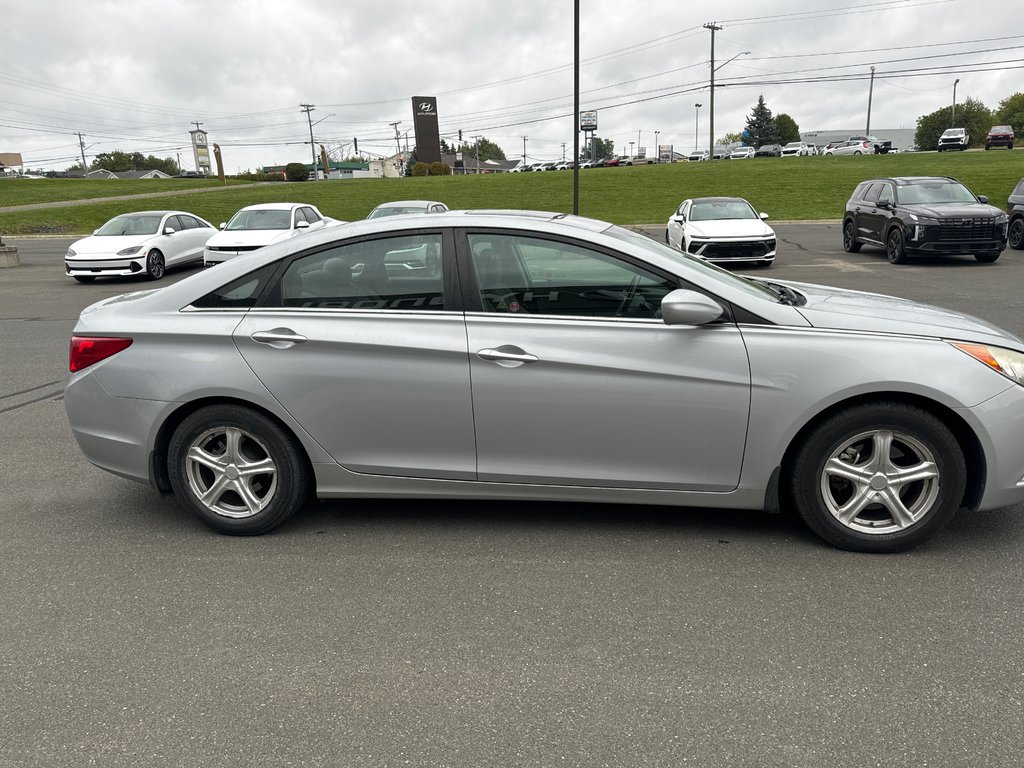 Sonata GLS 2011 à Bathurst, Nouveau-Brunswick - 3 - w1024h768px