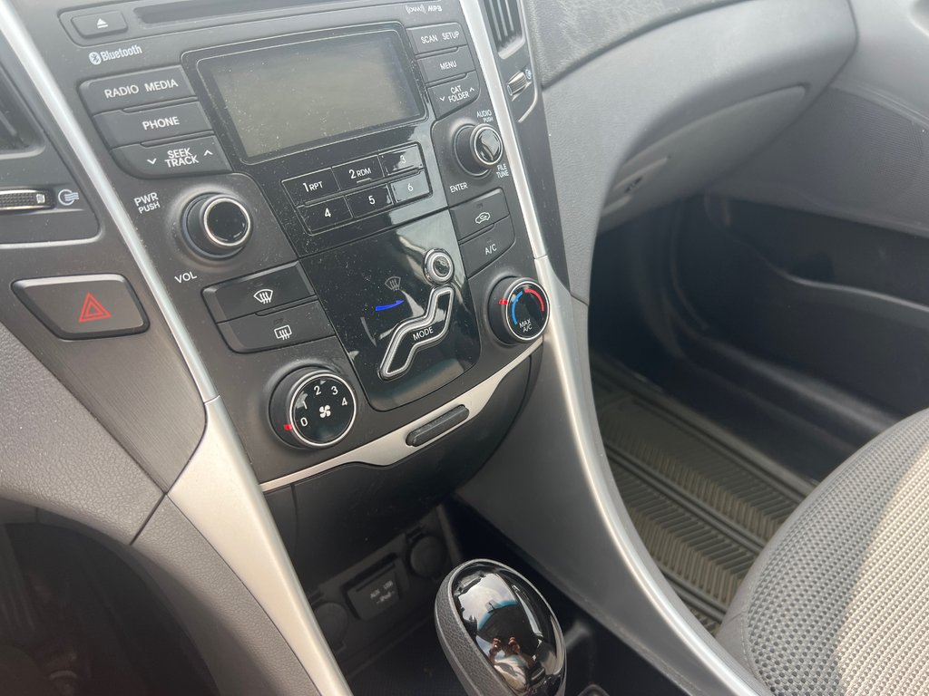 Hyundai Sonata GL 2012 à Bathurst, Nouveau-Brunswick - 15 - w1024h768px