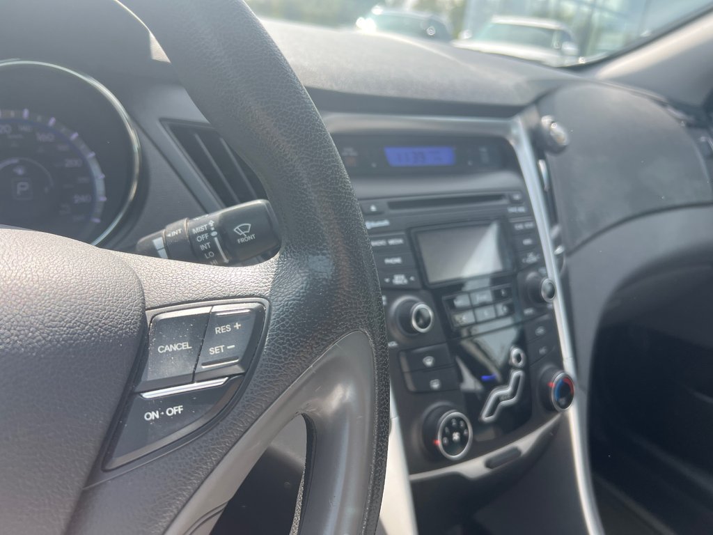 Hyundai Sonata GL 2012 à Bathurst, Nouveau-Brunswick - 13 - w1024h768px