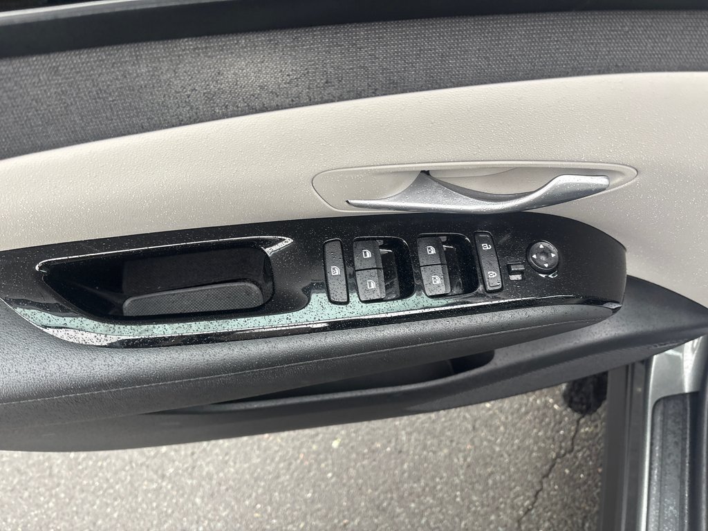 2023 Hyundai Tucson Hybrid Ultimate in Bathurst, New Brunswick - 14 - w1024h768px