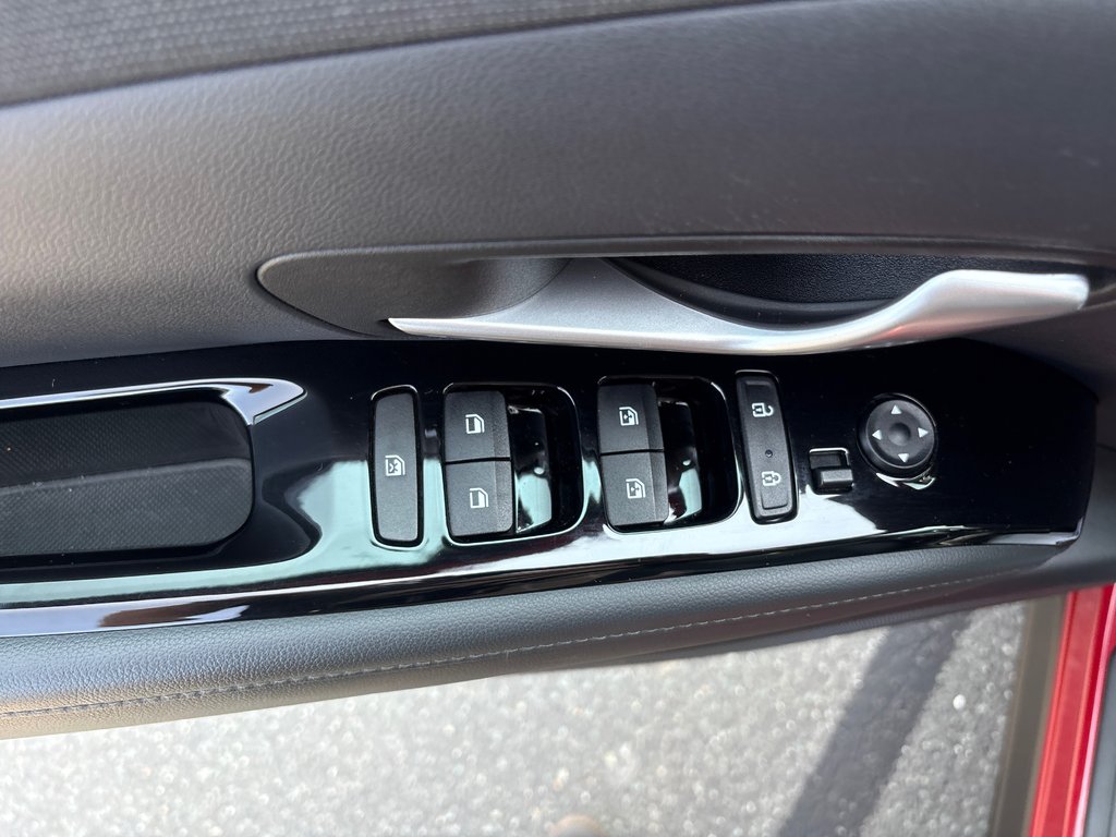 2023 Hyundai Tucson Hybrid Ultimate in Bathurst, New Brunswick - 10 - w1024h768px
