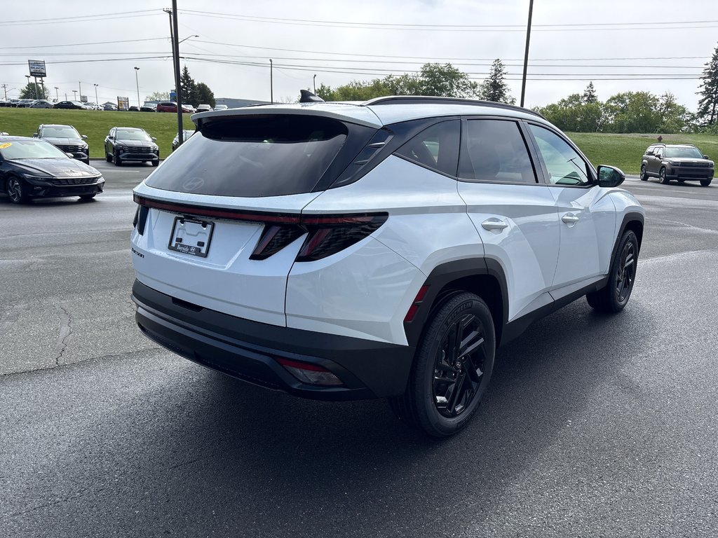 2026 Hyundai Tucson Hybrid Night Edition AWD in Bathurst, New Brunswick - 3 - w1024h768px