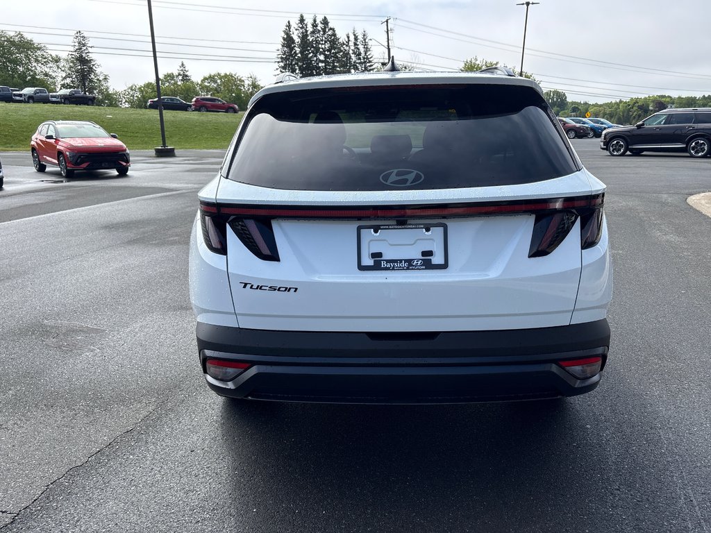 2026 Hyundai Tucson Hybrid Night Edition AWD in Bathurst, New Brunswick - 4 - w1024h768px
