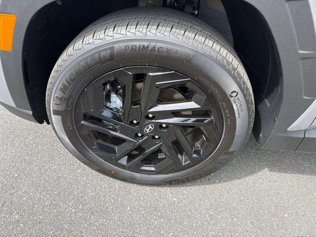 2026 Hyundai Tucson Hybrid Night Edition AWD in Bathurst, New Brunswick - 10 - w1024h768px
