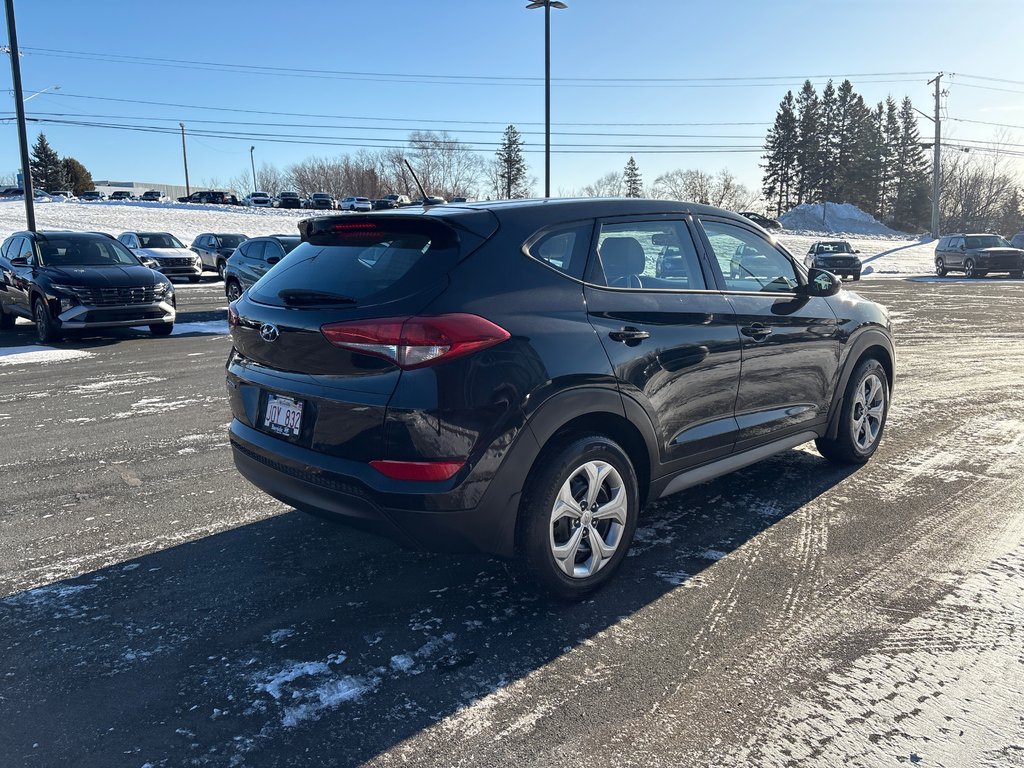 2017 Hyundai Tucson in Bathurst, New Brunswick - 4 - w1024h768px