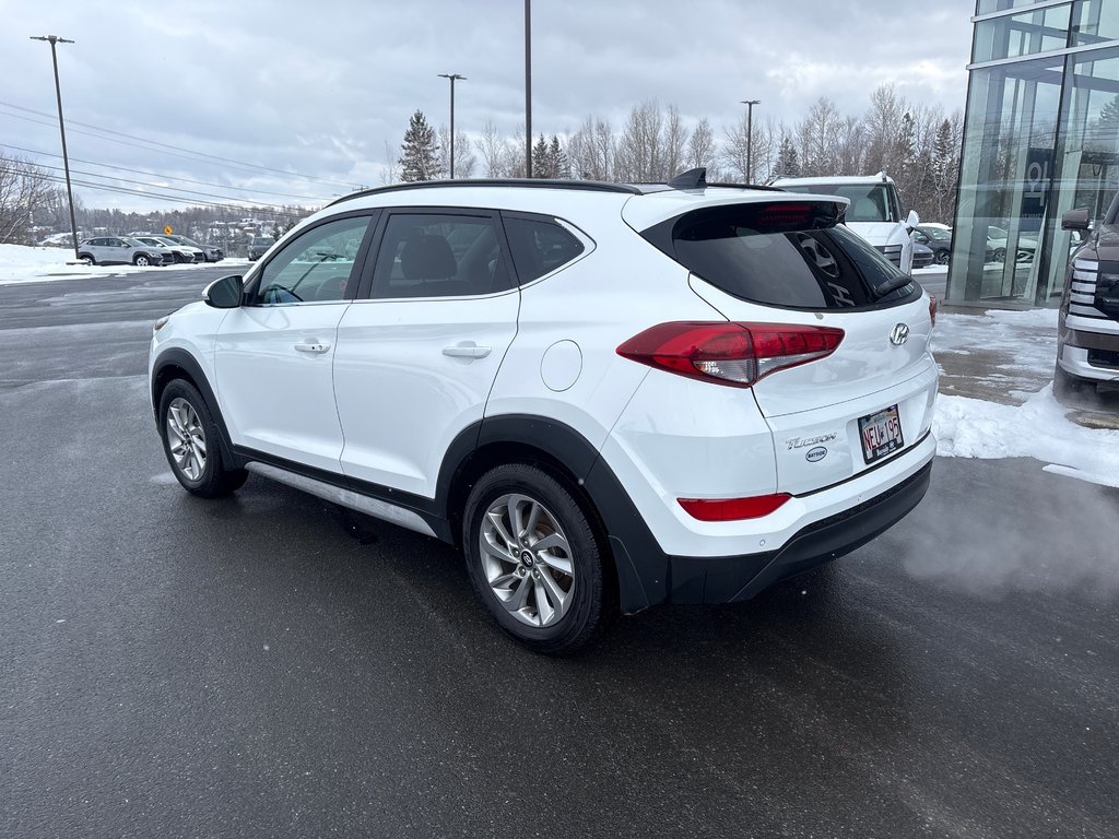2017 Hyundai Tucson Luxury in Bathurst, New Brunswick - 8 - w1024h768px