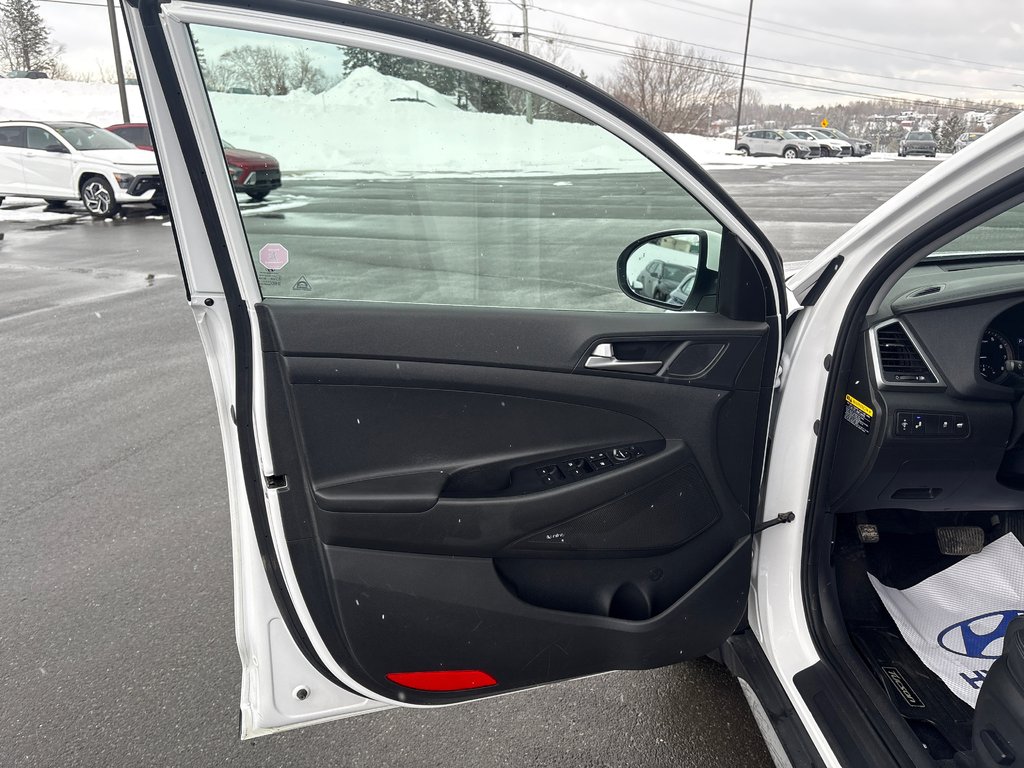 2017 Hyundai Tucson Luxury in Bathurst, New Brunswick - 10 - w1024h768px