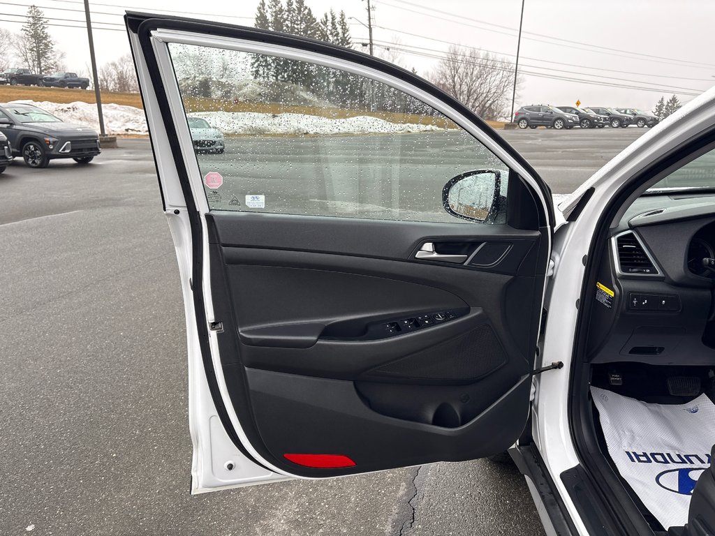 2018 Hyundai Tucson SE in Bathurst, New Brunswick - 9 - w1024h768px