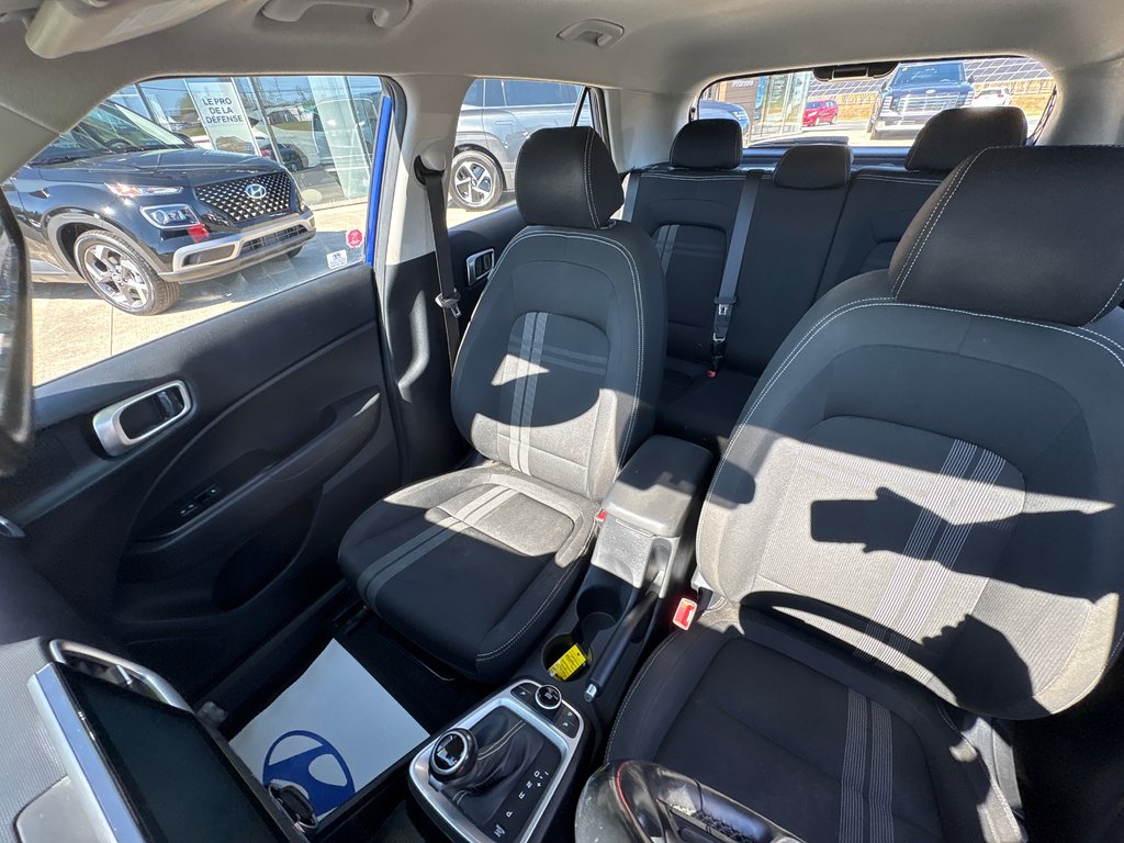 2021 Hyundai Venue Preferred in Bathurst, New Brunswick - 24 - w1024h768px