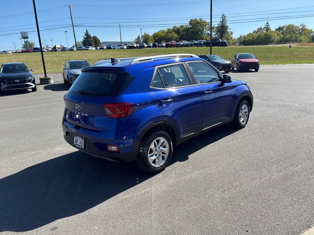 2021 Hyundai Venue Preferred in Bathurst, New Brunswick - 7 - w1024h768px