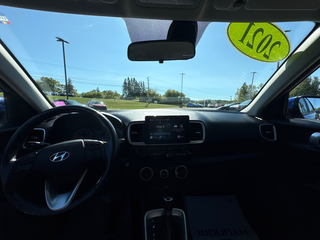 2021 Hyundai Venue Preferred in Bathurst, New Brunswick - 18 - w1024h768px