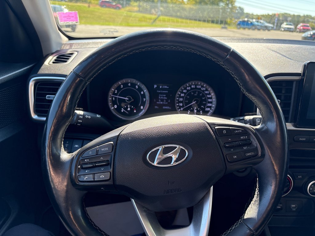 2021 Hyundai Venue Preferred in Bathurst, New Brunswick - 13 - w1024h768px