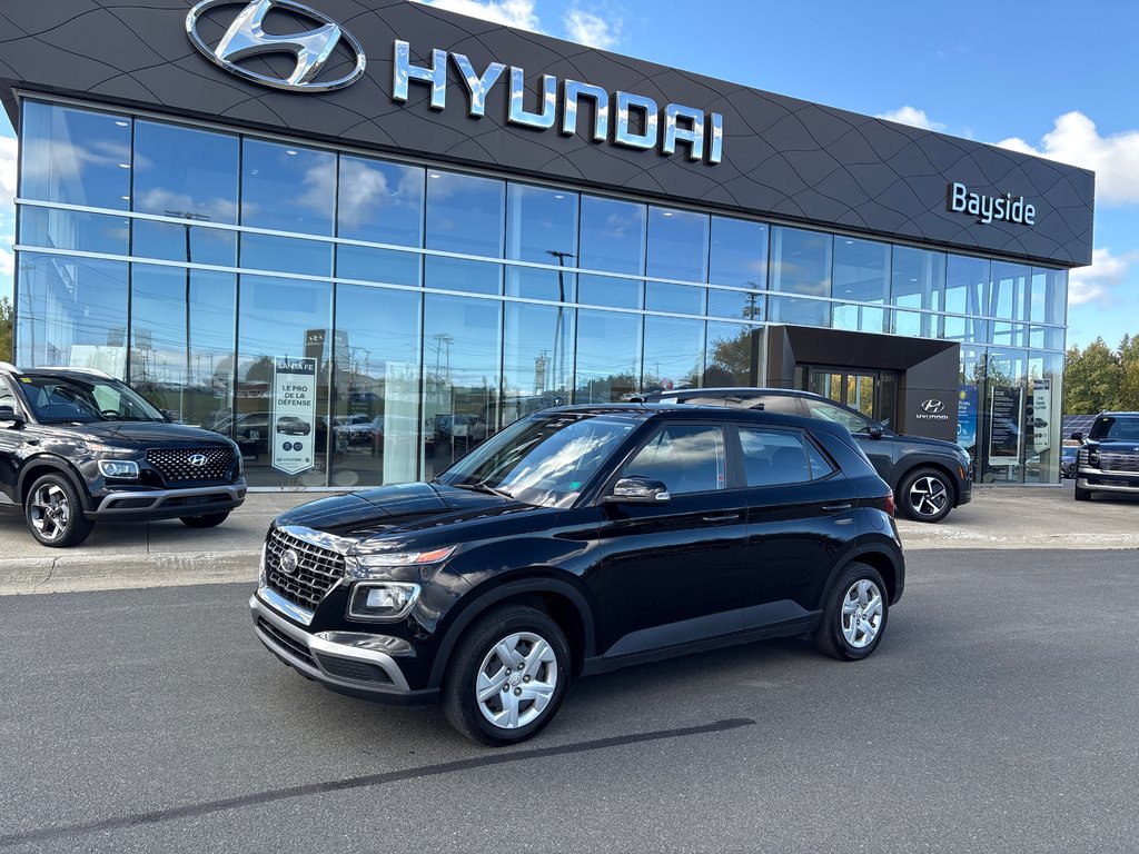 2022 Hyundai Venue Essential in Bathurst, New Brunswick - 1 - w1024h768px
