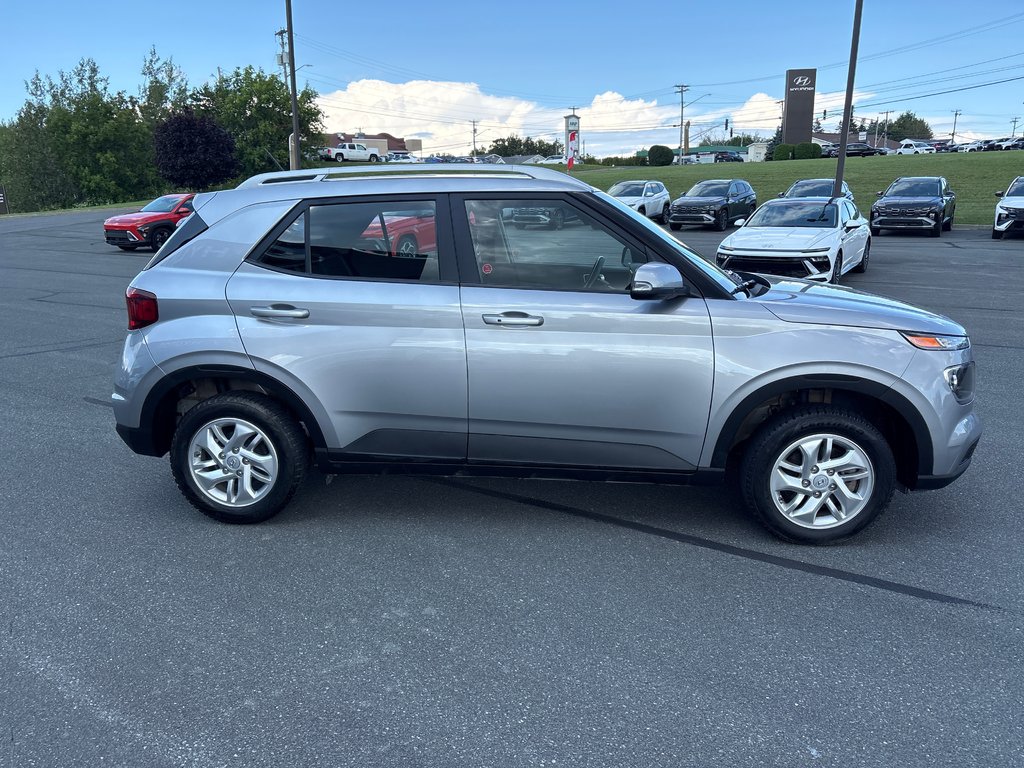 Hyundai Venue Preferred 2024 à Bathurst, Nouveau-Brunswick - 4 - w1024h768px