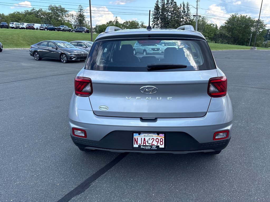Hyundai Venue Preferred 2024 à Bathurst, Nouveau-Brunswick - 7 - w1024h768px