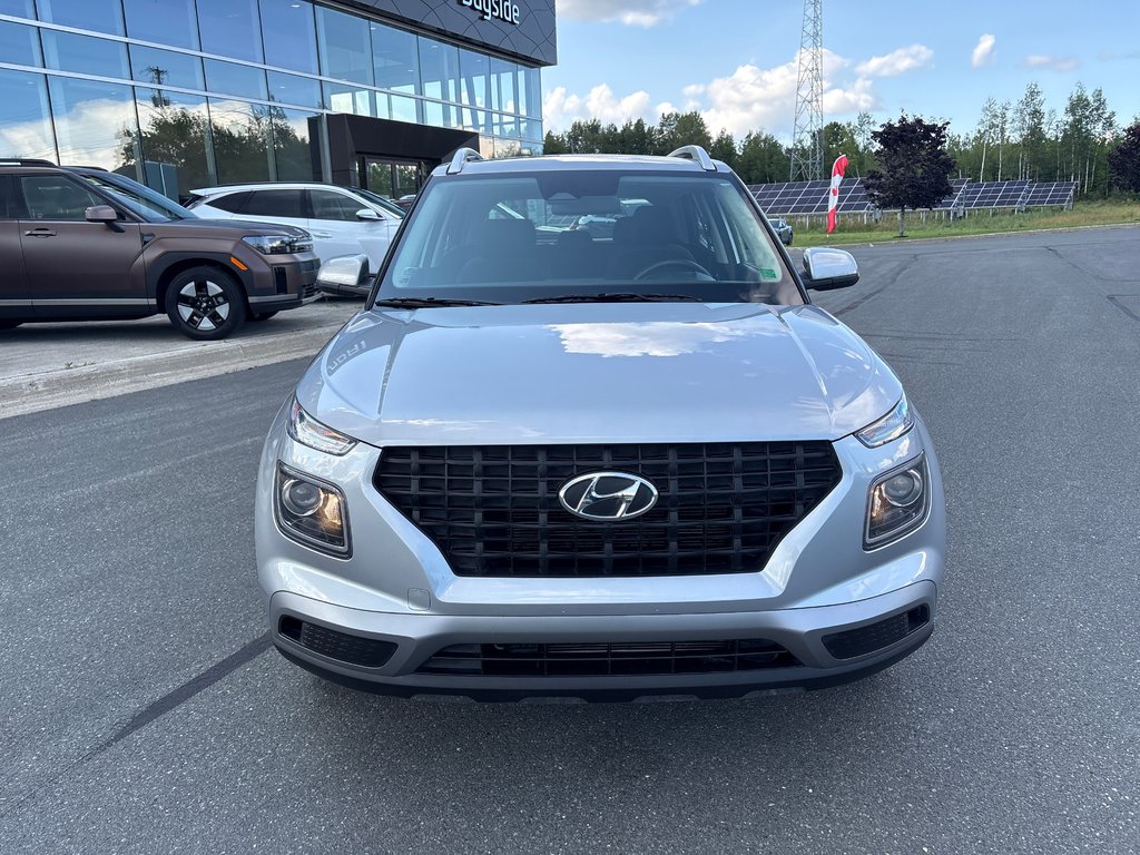 Hyundai Venue Preferred 2024 à Bathurst, Nouveau-Brunswick - 2 - w1024h768px