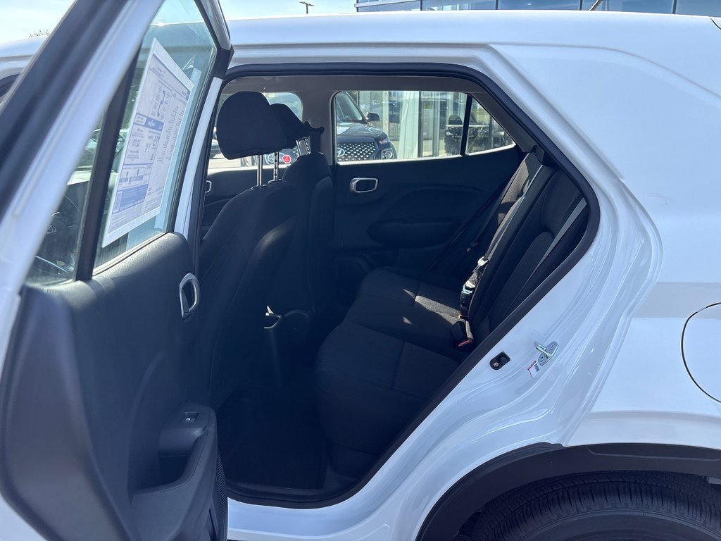 2025 Hyundai Venue Essential IVT in Bathurst, New Brunswick - 9 - w1024h768px