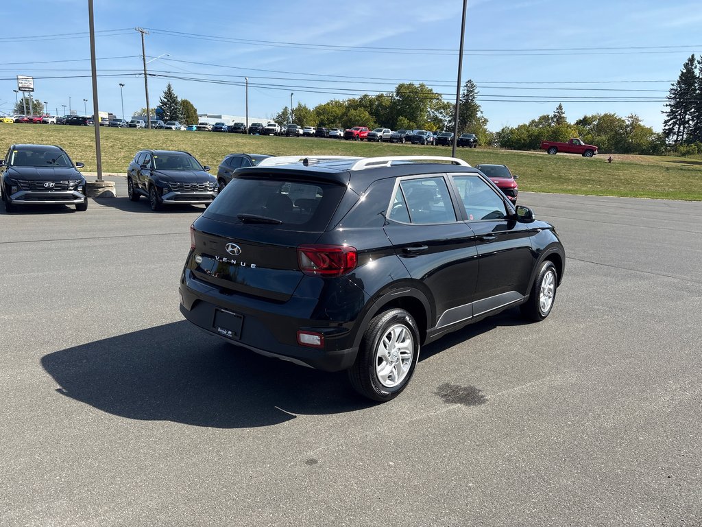 2025 Hyundai Venue Preferred IVT in Bathurst, New Brunswick - 5 - w1024h768px