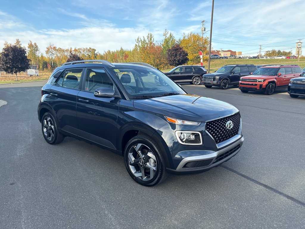 2026 Hyundai Venue Ultimate IVT w/Denim Interior in Bathurst, New Brunswick - 3 - w1024h768px