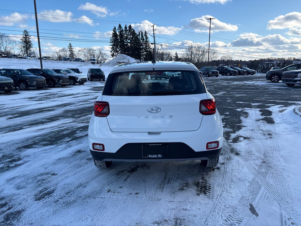 2026 Hyundai Venue Essential IVT in Bathurst, New Brunswick - 7 - w1024h768px