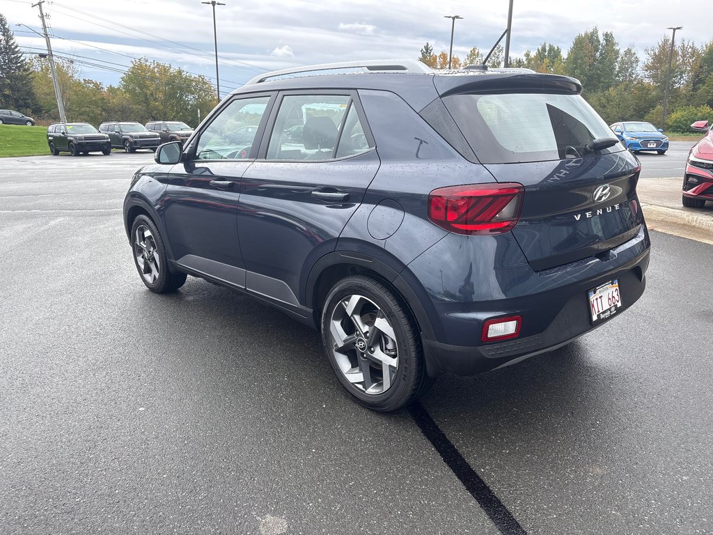 Hyundai Venue Ultimate IVT w/Denim Interior 2026 à Bathurst, Nouveau-Brunswick - 5 - w1024h768px
