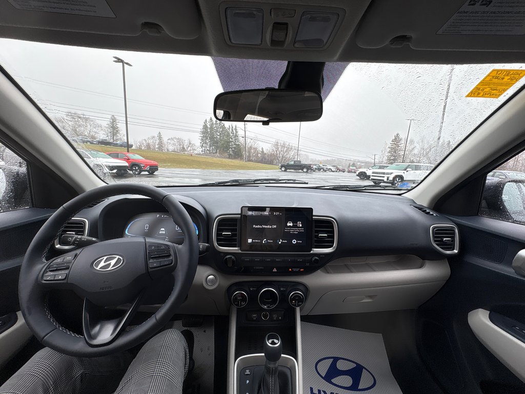 2026 Hyundai Venue Ultimate IVT w/Denim Interior in Bathurst, New Brunswick - 11 - w1024h768px