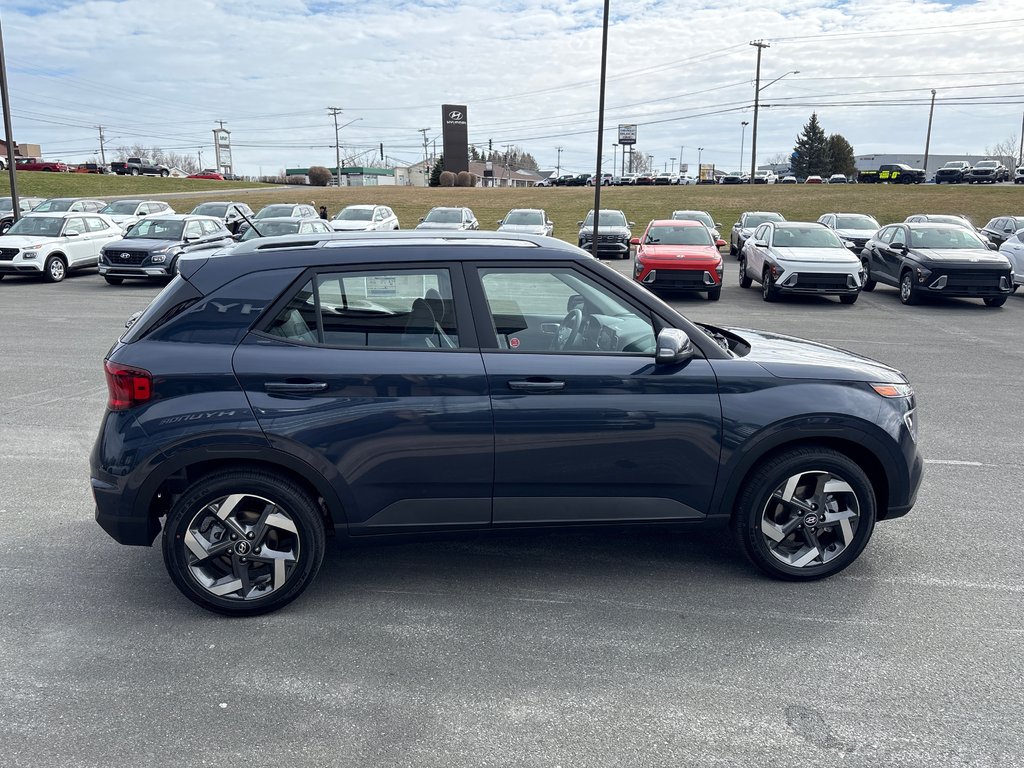2026 Hyundai Venue Ultimate IVT w/Denim Interior in Bathurst, New Brunswick - 3 - w1024h768px