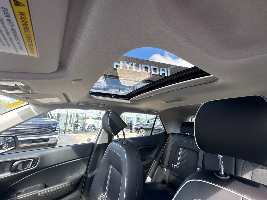 2026 Hyundai Venue Ultimate IVT w/Black Interior in Bathurst, New Brunswick - 14 - w1024h768px