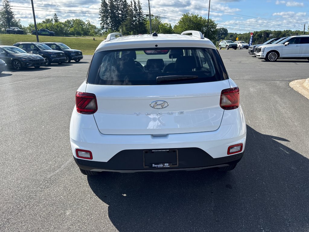 2026 Hyundai Venue Ultimate IVT w/Black Interior in Bathurst, New Brunswick - 7 - w1024h768px