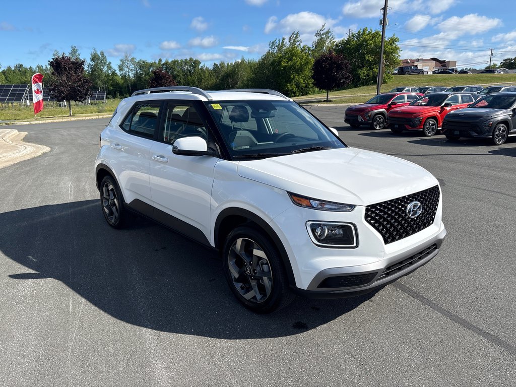 2026 Hyundai Venue Ultimate IVT w/Black Interior in Bathurst, New Brunswick - 3 - w1024h768px