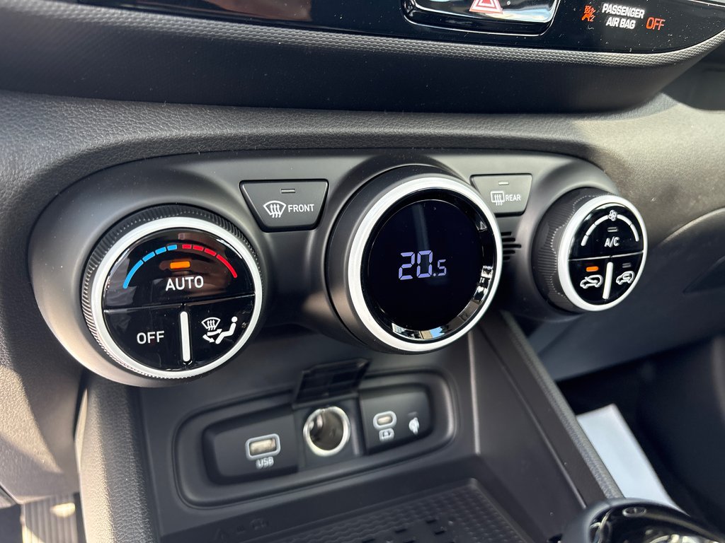 2026 Hyundai Venue Ultimate IVT w/Black Interior in Bathurst, New Brunswick - 13 - w1024h768px