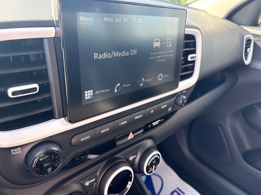 2026 Hyundai Venue Ultimate IVT w/Black Interior in Bathurst, New Brunswick - 12 - w1024h768px