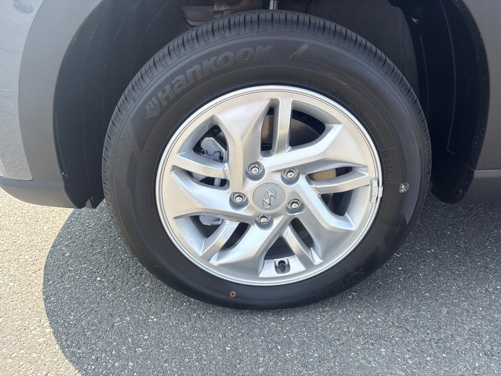 2026 Hyundai Venue Preferred IVT in Bathurst, New Brunswick - 8 - w1024h768px