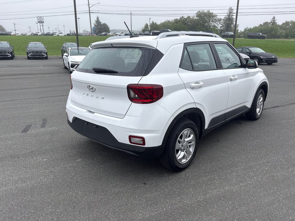 2026 Hyundai Venue Preferred IVT in Bathurst, New Brunswick - 7 - w1024h768px