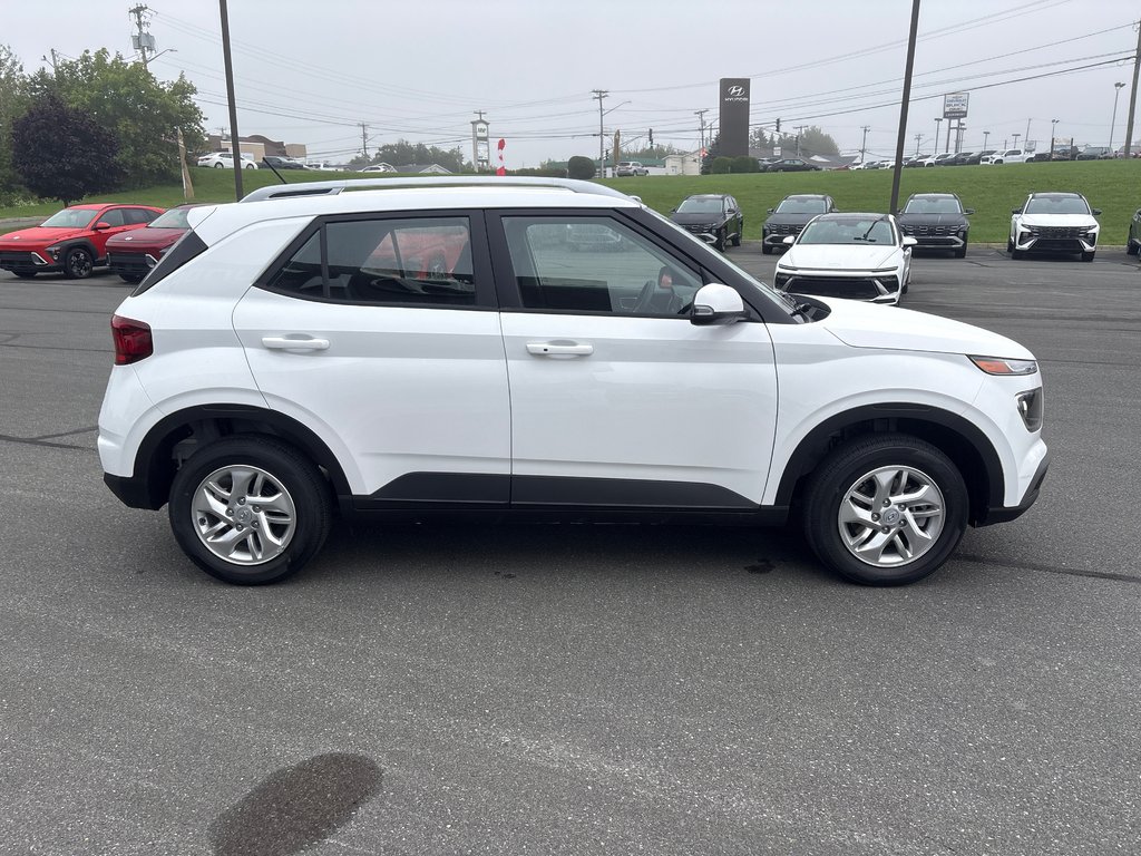 2026 Hyundai Venue Preferred IVT in Bathurst, New Brunswick - 6 - w1024h768px