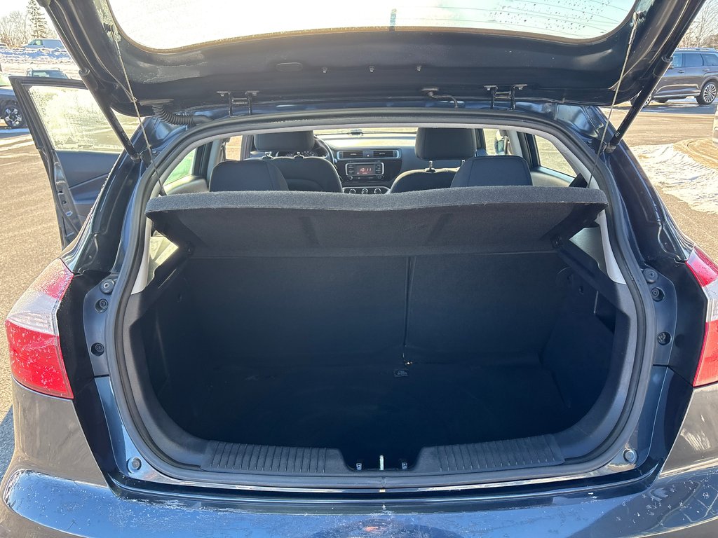 2017 Kia Rio in Bathurst, New Brunswick - 11 - w1024h768px