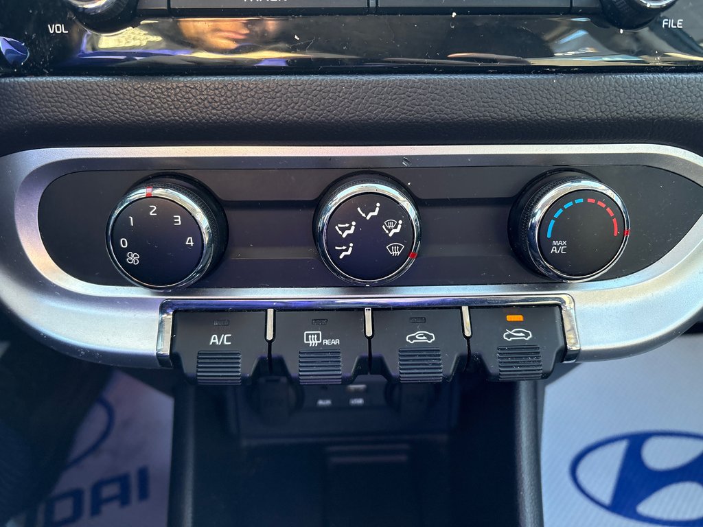 2017 Kia Rio in Bathurst, New Brunswick - 21 - w1024h768px