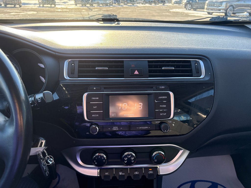 2017 Kia Rio in Bathurst, New Brunswick - 19 - w1024h768px