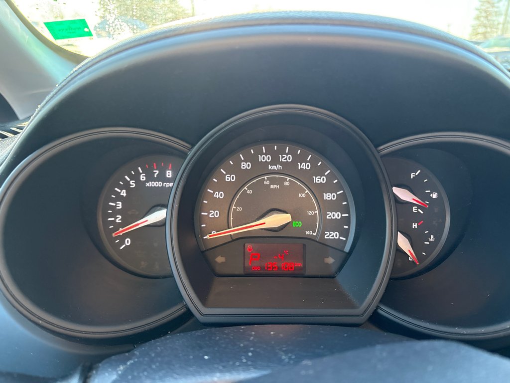 2017 Kia Rio in Bathurst, New Brunswick - 17 - w1024h768px