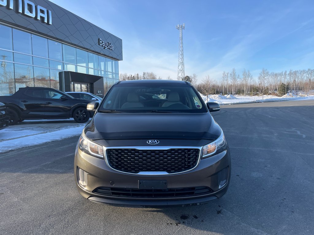 2016 Kia Sedona L in Bathurst, New Brunswick - 2 - w1024h768px