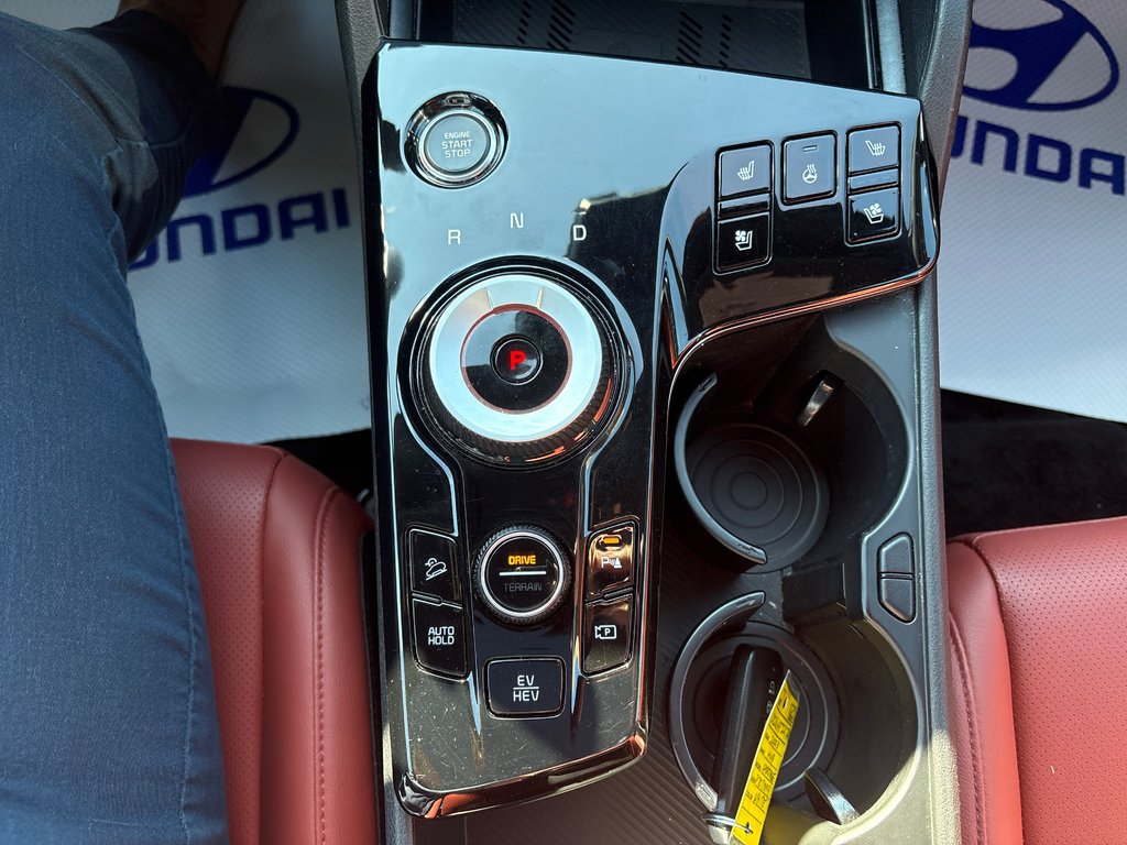 2023 Kia Sportage Plug-In Hybrid SX in Bathurst, New Brunswick - 24 - w1024h768px